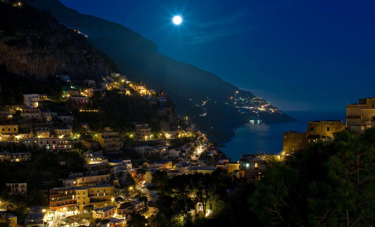 Le Super Suite Del Domina Royal Positano Exterior photo